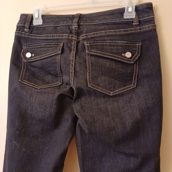 White house black market Blanc Jeans Capri size 2 - Picture 5 of 9